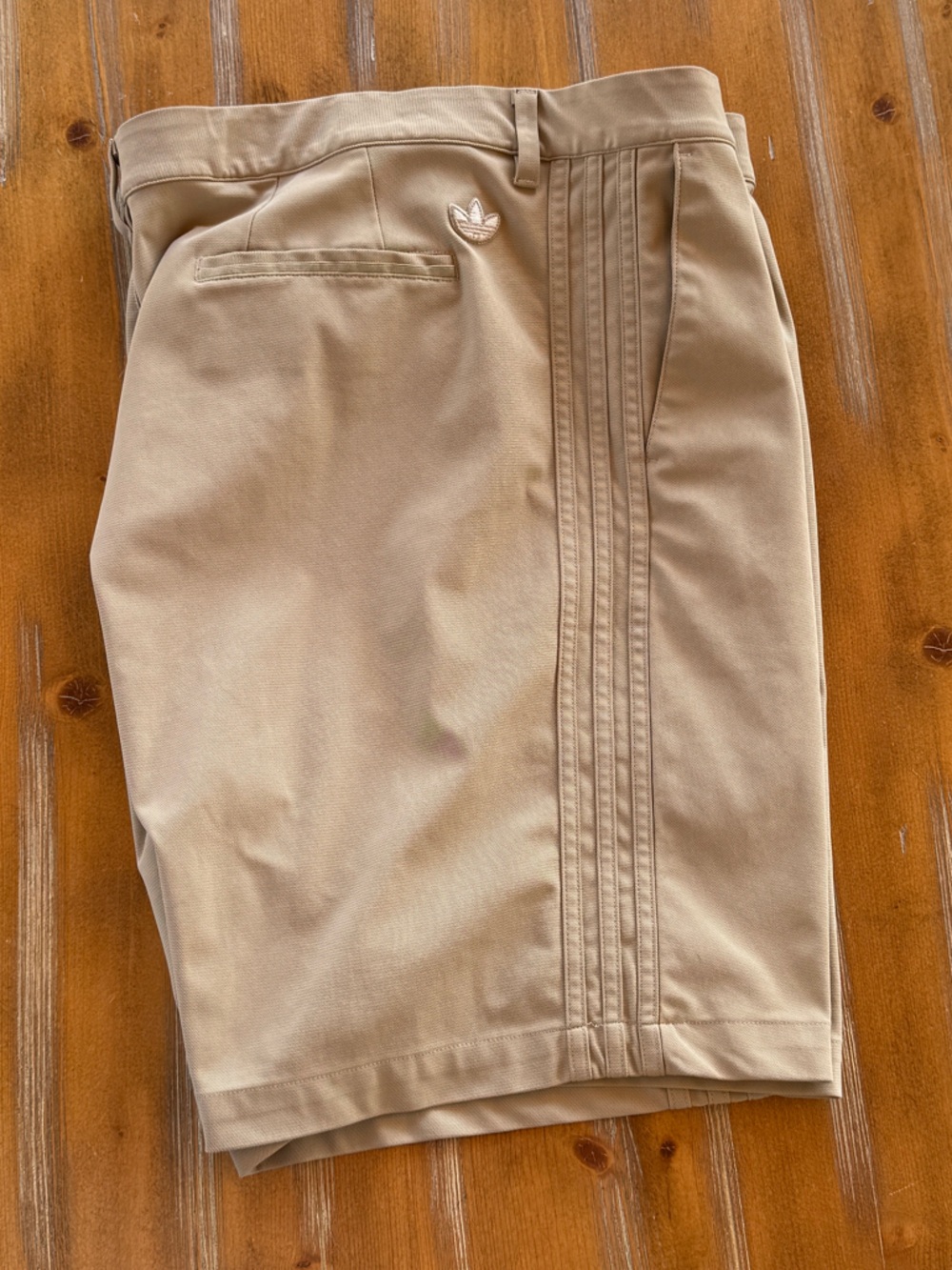 Adidas Men's Khaki Flat-Front Golf Shorts with Triple Pintuck Detail